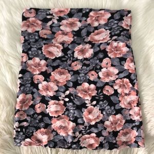 Floral mini skirt